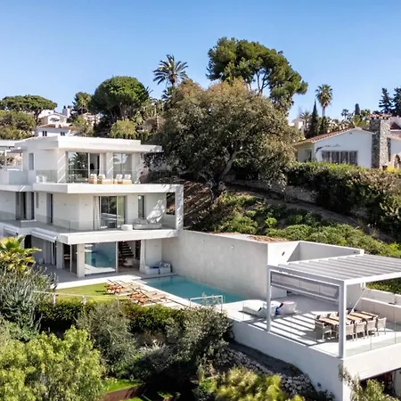 Villa Luxury Alma - 5br With Pool, Garden & Parking Marbella